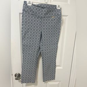 ROZ AND ALI PRINTED CAREER WORK PANTS SIZE SMALL